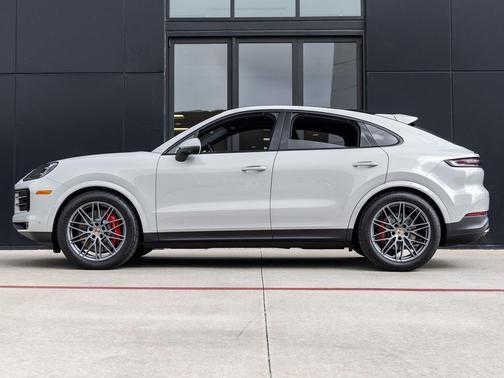 2026 Porsche Cayenne S