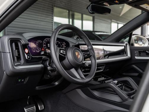 2026 Porsche Cayenne S