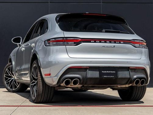 2022 Porsche Macan S