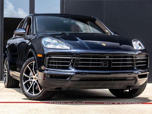 Moonlight Blue Metallic 2020 Porsche Cayenne S