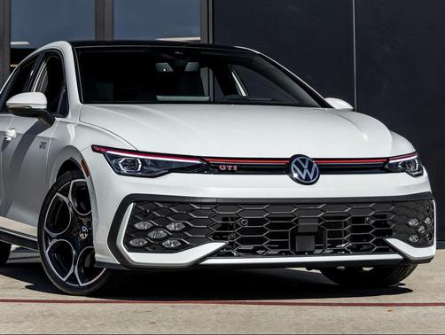 2025 Volkswagen Golf GTI 2.0T S DSG