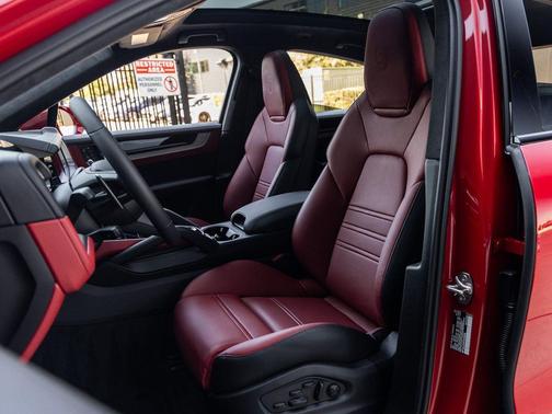 2026 Porsche Cayenne S