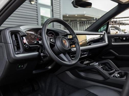 2025 Porsche Cayenne