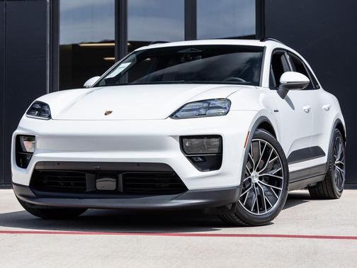 2025 Porsche Macan 4S