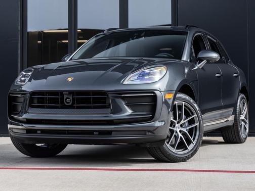 2025 Porsche Macan T