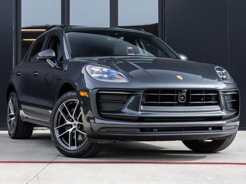 2025 Porsche Macan T