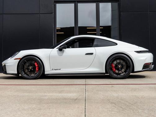 2026 Porsche 911 Carrera GTS