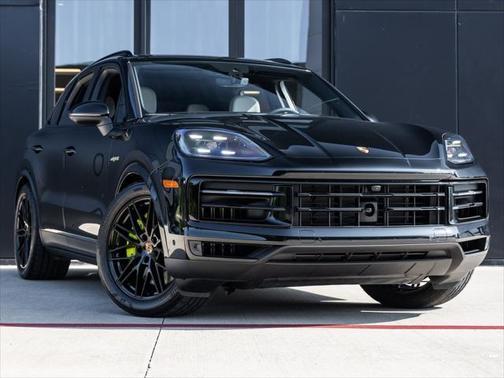 2025 Porsche Cayenne E-Hybrid S