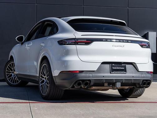 2023 Porsche Cayenne S