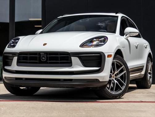 2023 Porsche Macan Base