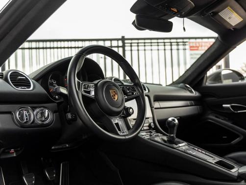 2021 Porsche 718 Cayman GTS 4.0