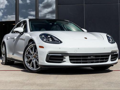 2020 Porsche Panamera 4