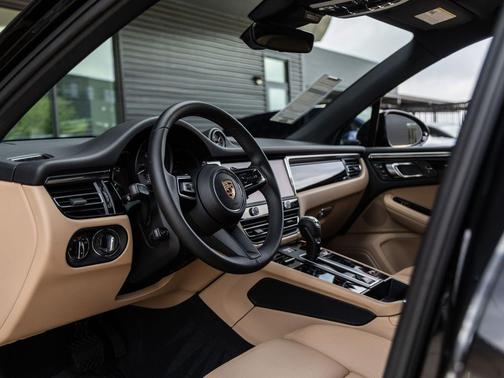 Black 2025 Porsche Macan Macan