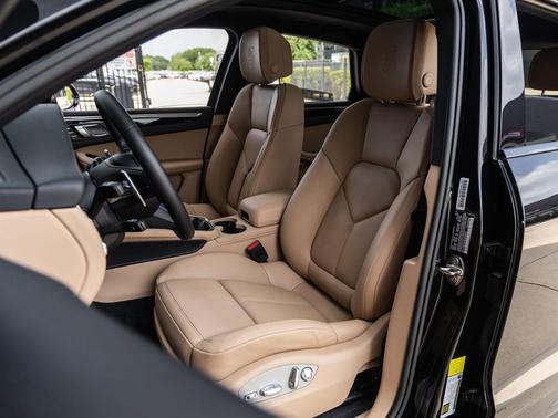 Black 2025 Porsche Macan Macan