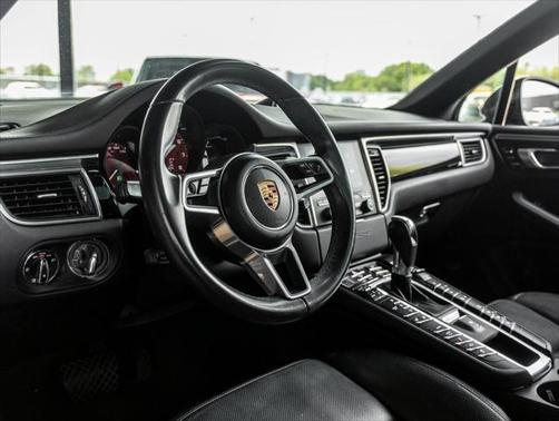 2017 Porsche Macan GTS