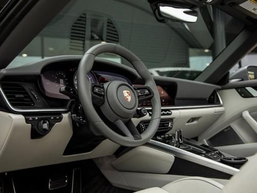 2024 Porsche 911 Turbo S