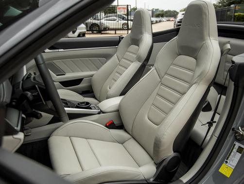 2024 Porsche 911 Turbo S