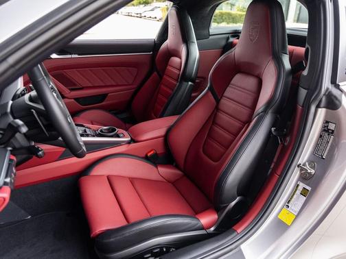 2026 Porsche 911 Targa 4 GTS