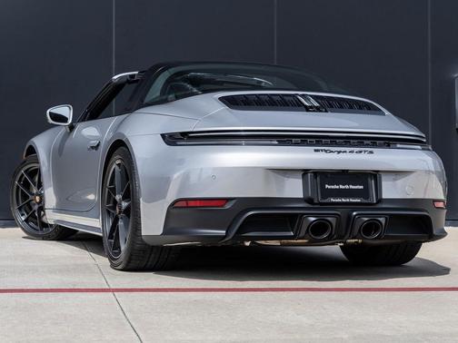 2026 Porsche 911 Targa 4 GTS