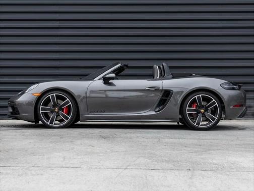 2025 Porsche 718 Boxster GTS 4.0