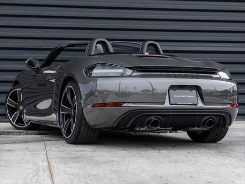 2025 Porsche 718 Boxster GTS 4.0