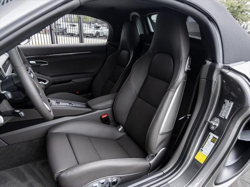 2025 Porsche 718 Boxster GTS 4.0