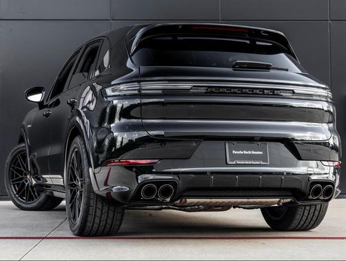 2025 Porsche Cayenne Cayenne