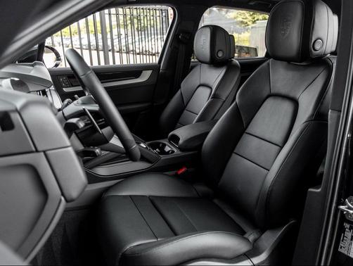 2025 Porsche Cayenne Cayenne