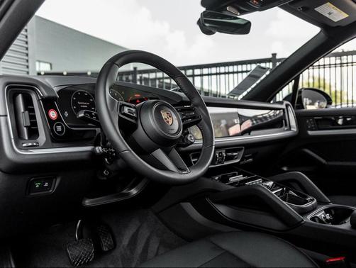 2025 Porsche Cayenne Cayenne E-Hybrid