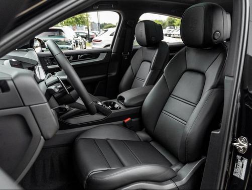 2025 Porsche Cayenne Cayenne