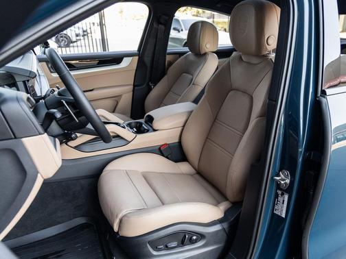 2025 Porsche Cayenne Cayenne