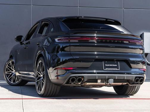 2026 Porsche Cayenne Cayenne Turbo E-Hybrid