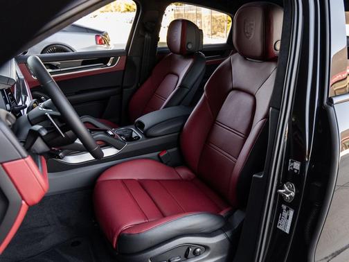 2026 Porsche Cayenne Cayenne Turbo E-Hybrid