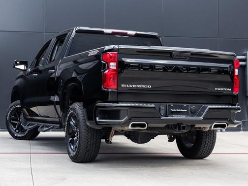 2023 Chevrolet Silverado 1500 Custom Trail Boss