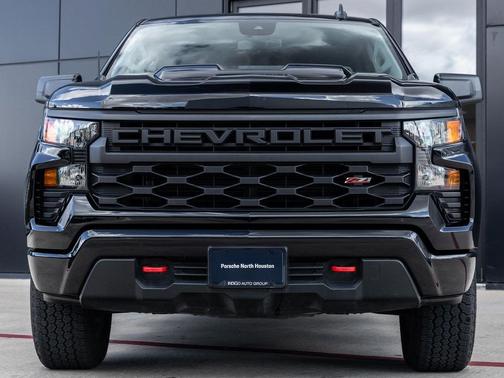 2023 Chevrolet Silverado 1500 Custom Trail Boss