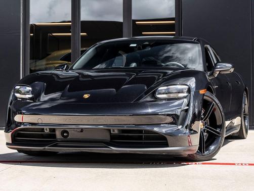 Jet Black Metallic 2023 Porsche Taycan