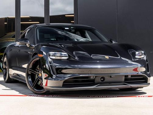 Jet Black Metallic 2023 Porsche Taycan
