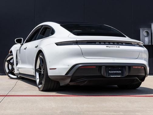 2023 Porsche Taycan 4S
