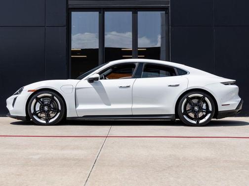 2023 Porsche Taycan 4S