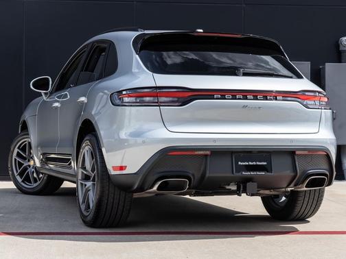 2025 Porsche Macan T