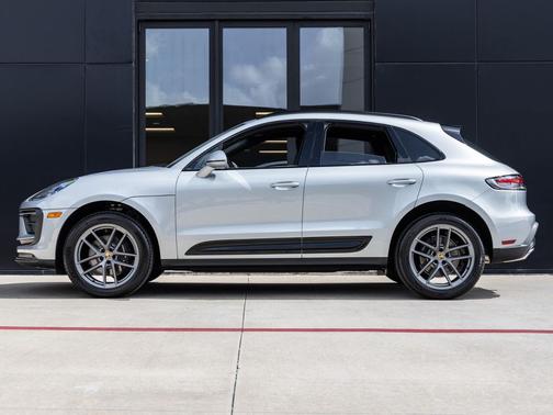 2025 Porsche Macan T