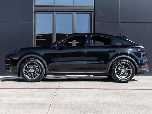 Chromite Black Metallic 2026 Porsche Cayenne Cayenne