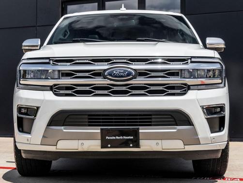 Star White Metallic Tri-Coat 2022 Ford Expedition Max Platinum