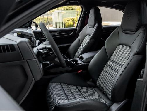 2026 Porsche Cayenne S