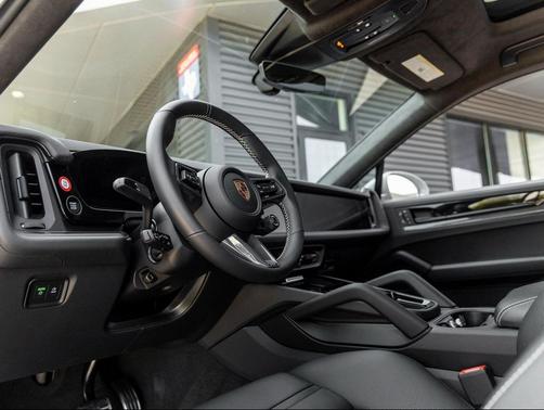 2026 Porsche Cayenne GTS