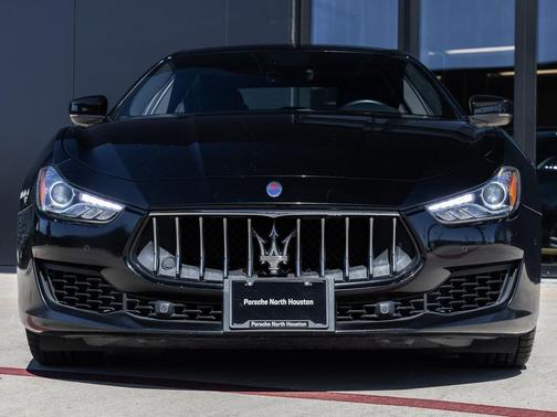 2018 Maserati Ghibli Base