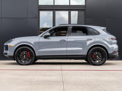 2026 Porsche Cayenne S