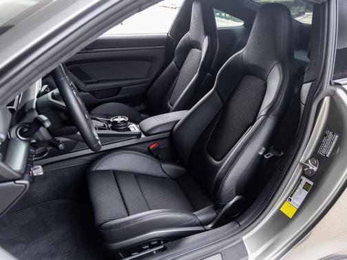 2025 Porsche 911 GT3