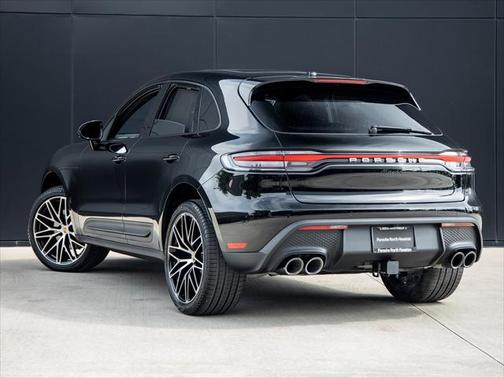 2023 Porsche Macan Base