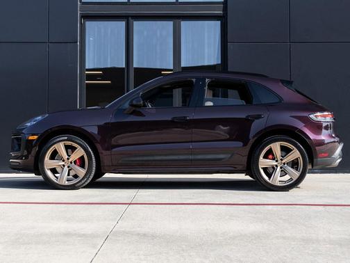 2023 Porsche Macan S